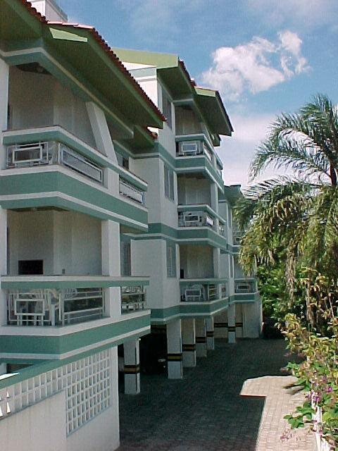 Residencial Baia Blanca Apartamento *